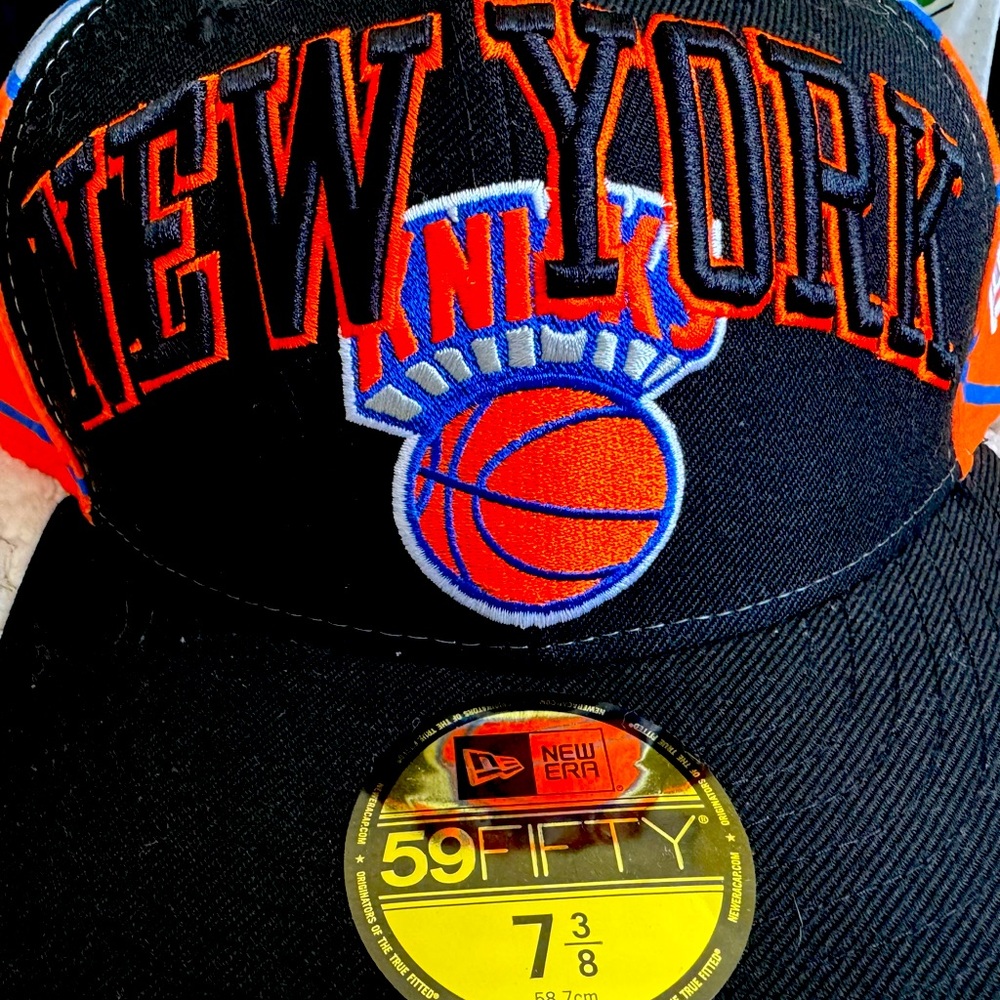 New NY Knicks basketball hat fitted Sz: 7 3/8
